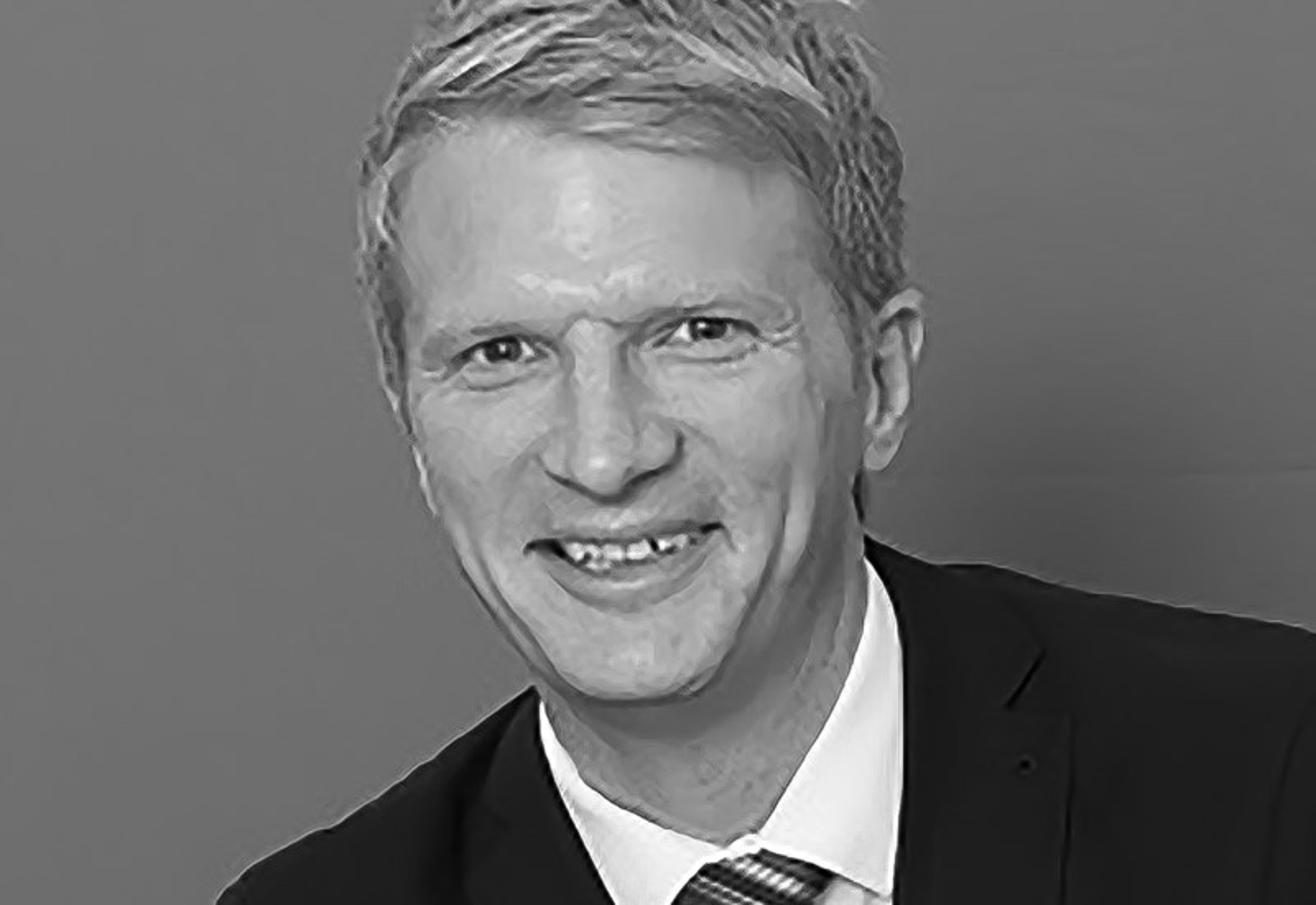 Angus Cowie Headshot