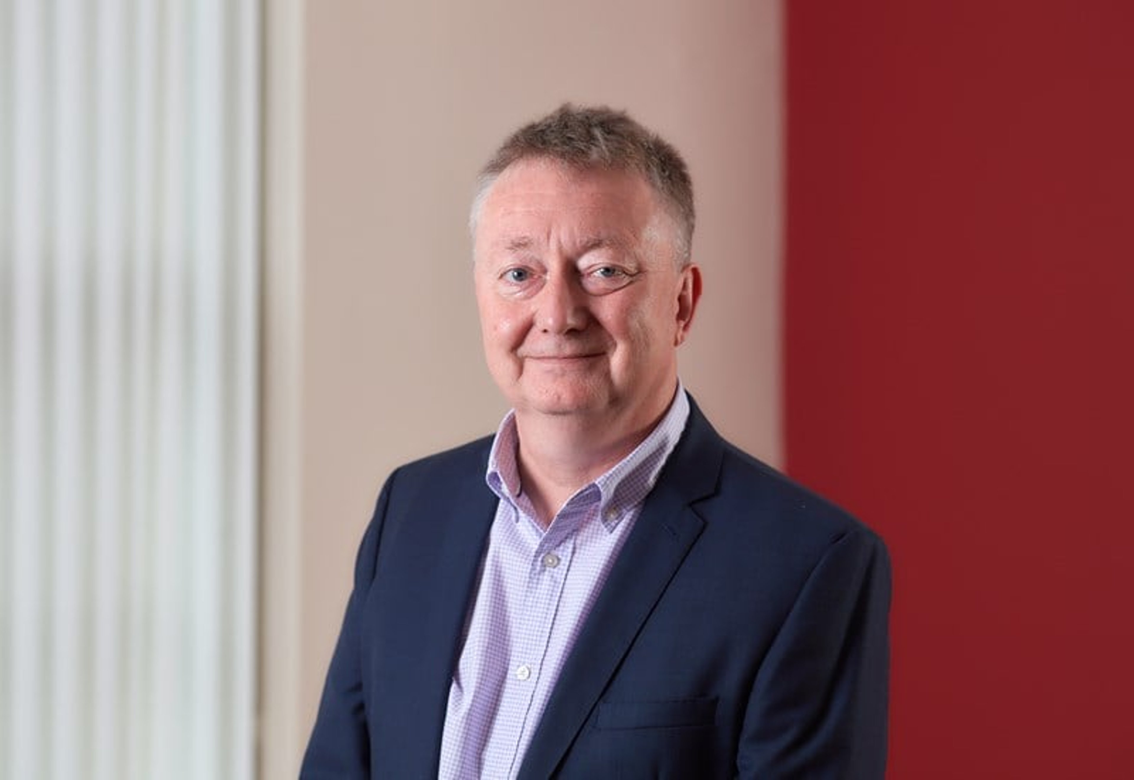 Philip Lowe Headshot