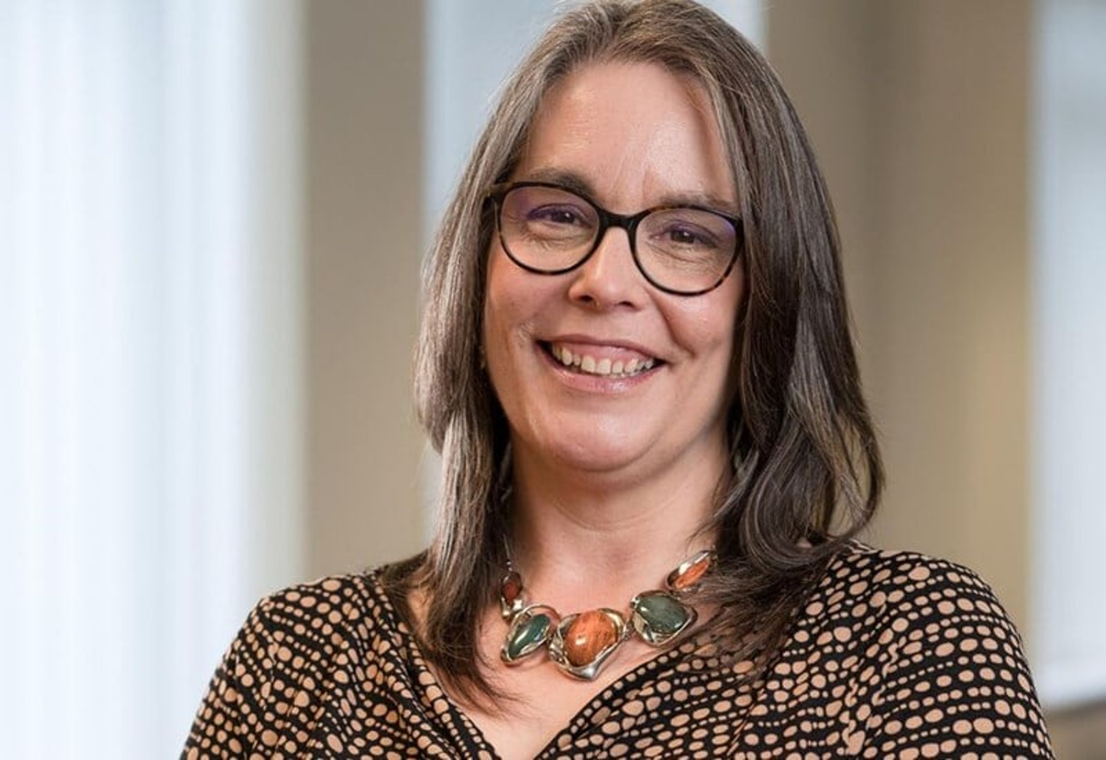 Carol Warburton Headshot